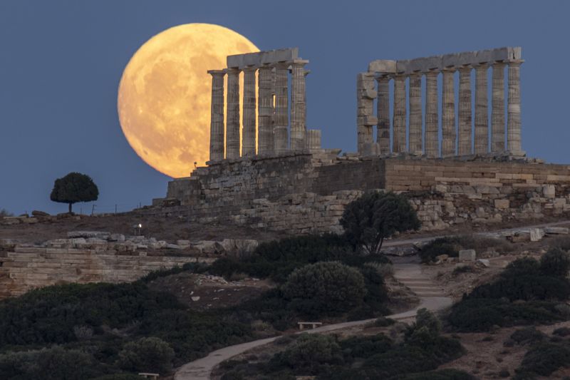 Когда можно увидеть июльское полнолуние