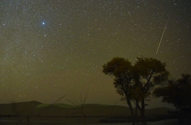 Метеорный поток Орионид достиг пика на этой неделе — что нужно знать прямо сейчас