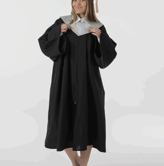 Мантии на выпускной, которые запомнятся на фотографиях