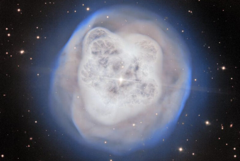 new-image-of-the-crystal-ball-nebula-captures-the-spectacular-throes-of-a-dying-star-59efa22-6805577-jpg